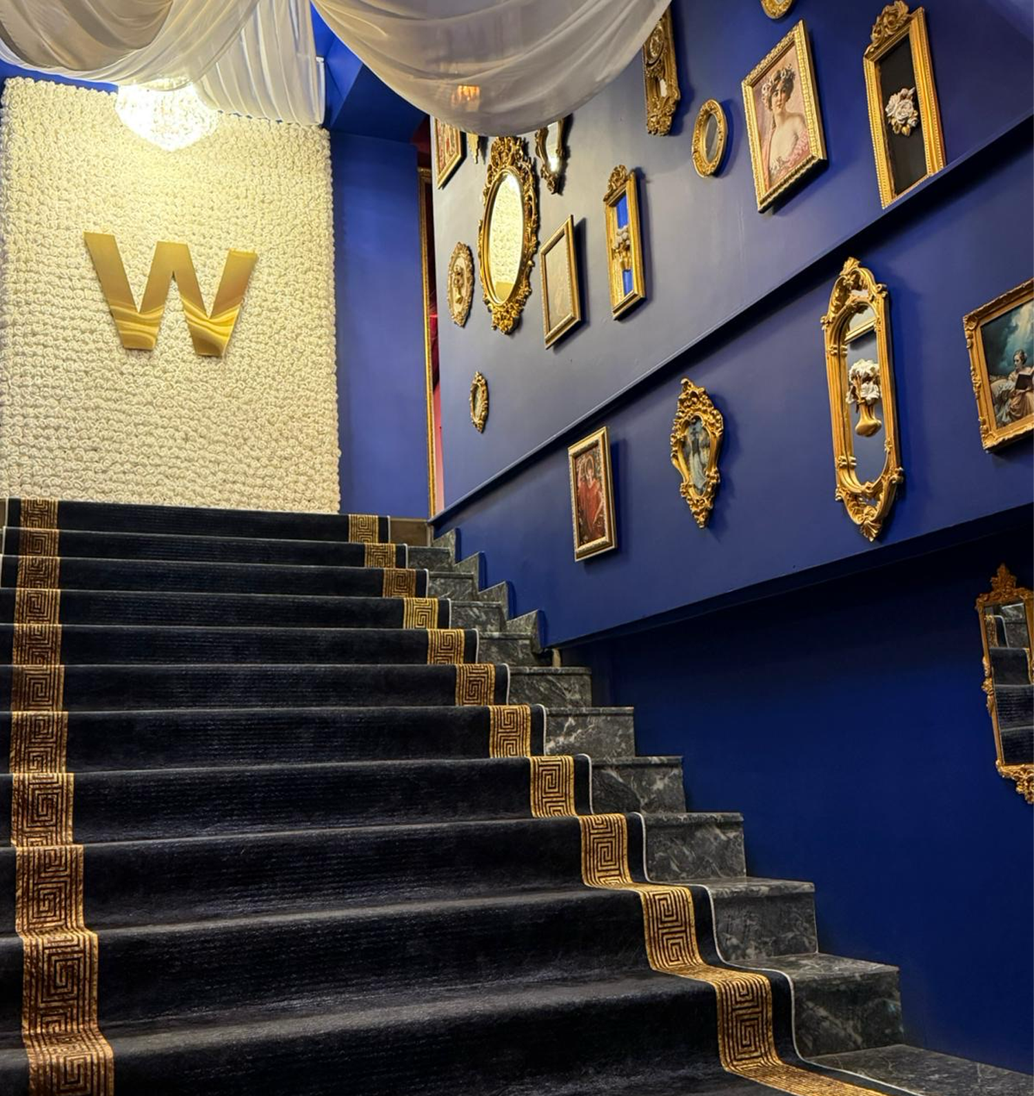 W L'atelier & Patisserie